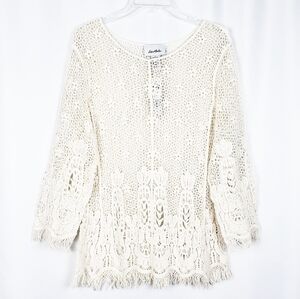 LE MODA crochet woven top